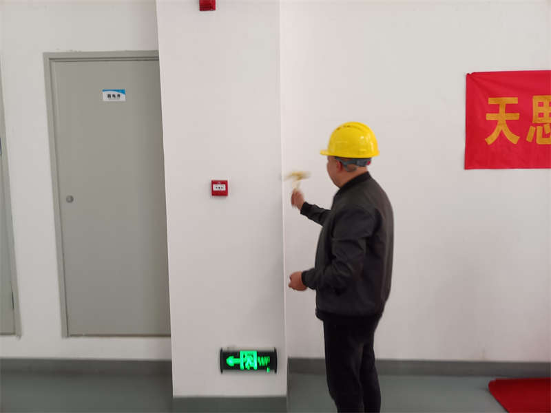 <a href=http://www.zxx168.com/gccf/ target=_blank class=infotextkey>合肥廠房裝修</a>