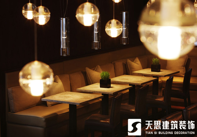 <a href=http://www.zxx168.com/anli/ target=_blank class=infotextkey>合肥工裝</a>公司