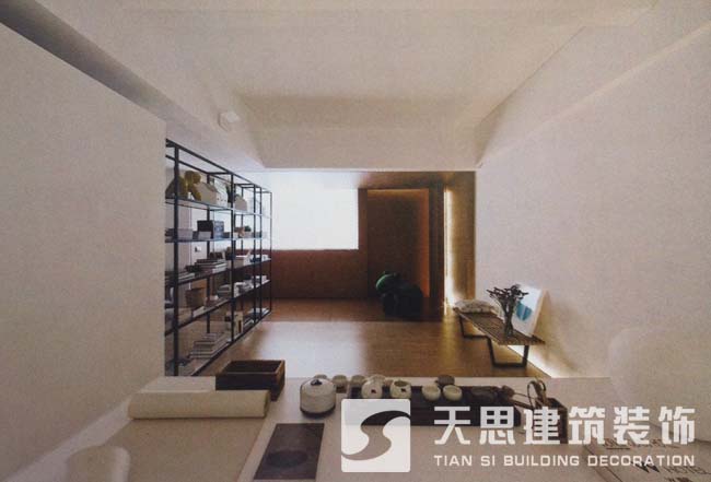 <a href=http://www.zxx168.com/ target=_blank class=infotextkey>合肥辦公室裝修</a>側面書架